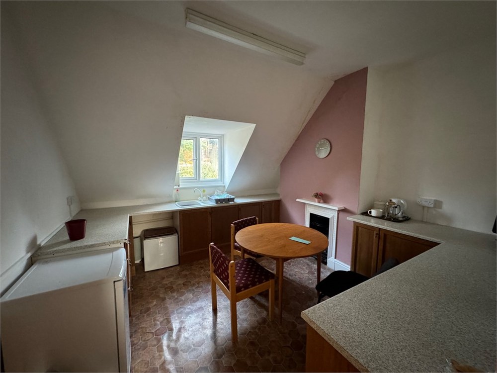 Delph House, 40 Upper Golf Links Road, Poole, BH18 8BY