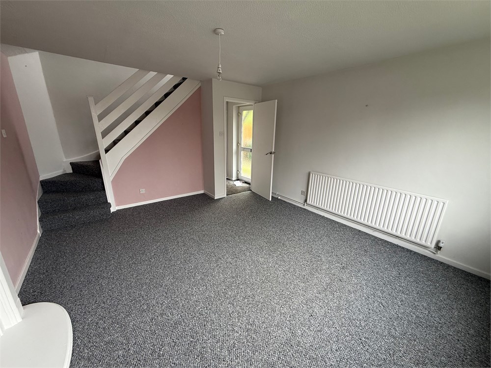 12 Sankey Drive, Nottingham, NG6 7DT