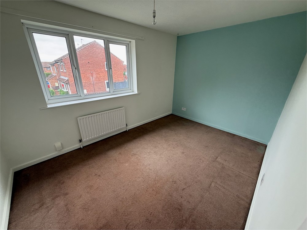 12 Sankey Drive, Nottingham, NG6 7DT