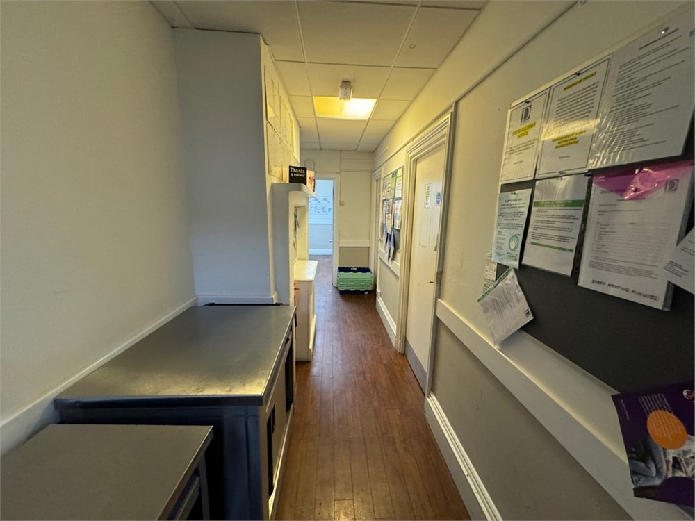 Delph House, 40 Upper Golf Links Road, Poole, BH18 8BY