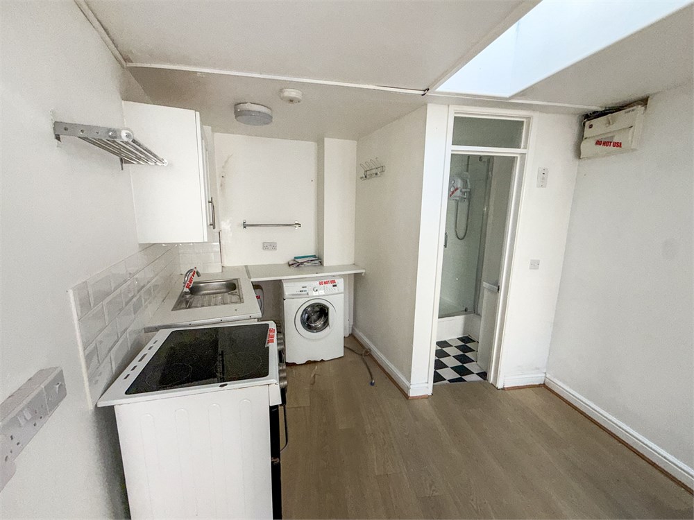 Ground Floor Flat, 20a Kensington Park, Bristol BS5 0NU