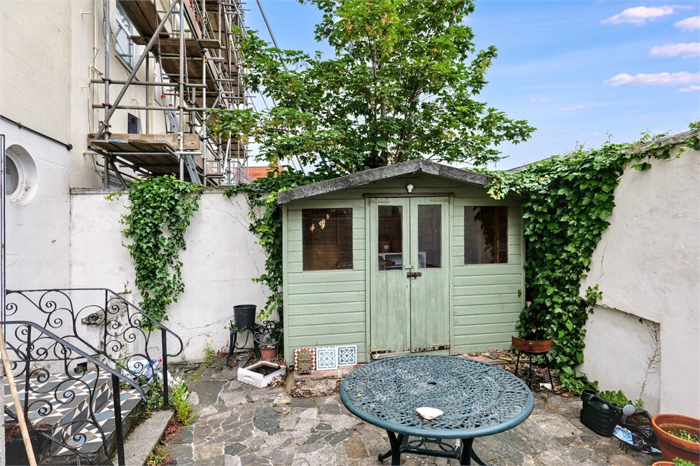 Flat 1, Clare House, PO5 1JL