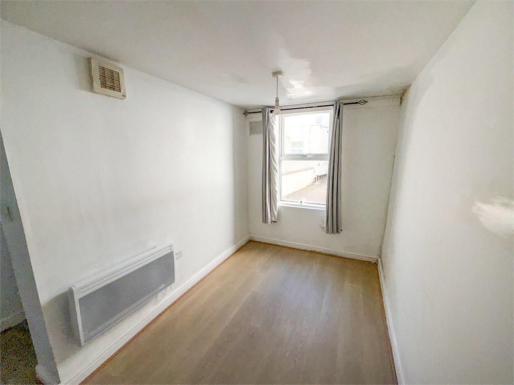 Ground Floor Flat, 20a Kensington Park, Bristol BS5 0NU