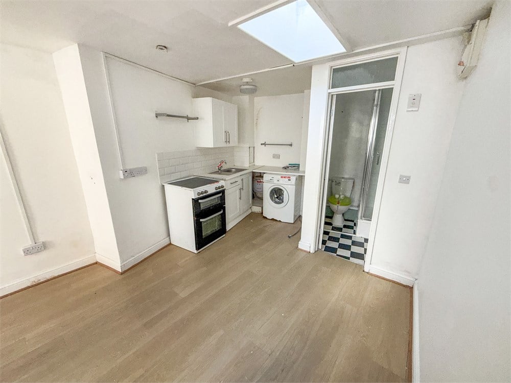 Ground Floor Flat, 20a Kensington Park, Bristol BS5 0NU