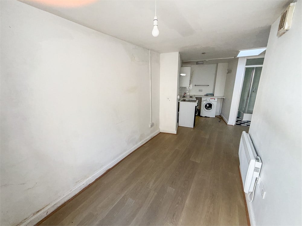 Ground Floor Flat, 20a Kensington Park, Bristol BS5 0NU