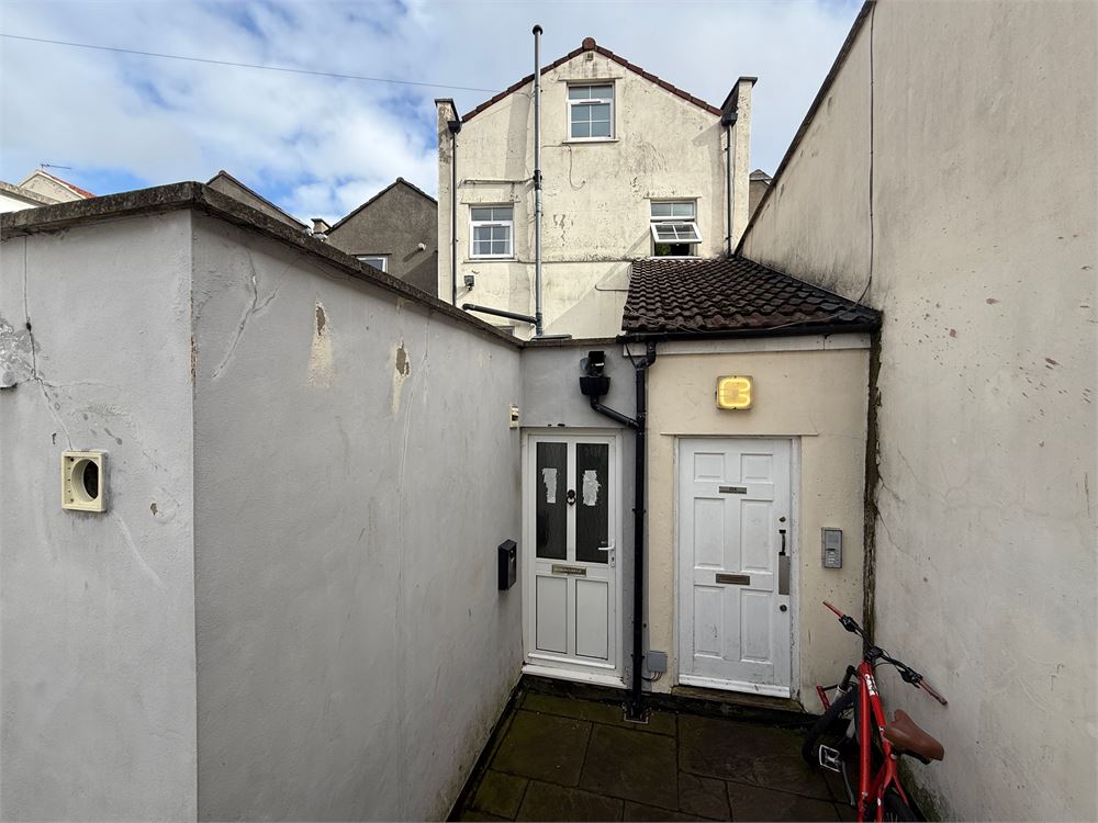 Ground Floor Flat, 20a Kensington Park, Bristol BS5 0NU