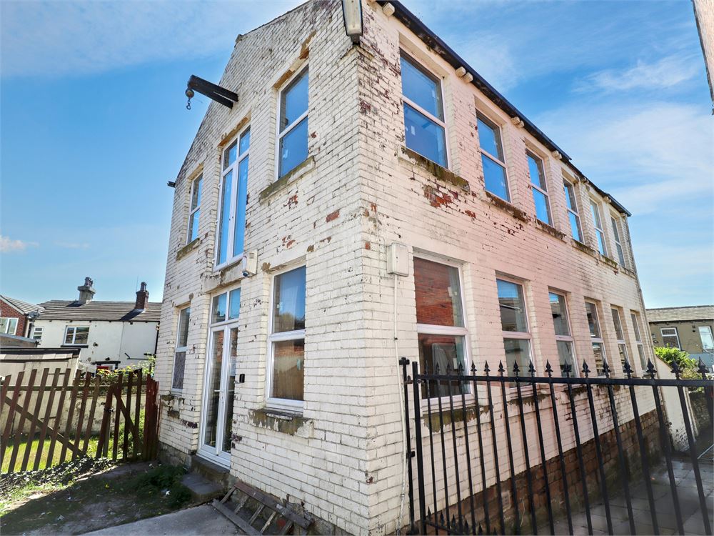47A Batley Road West Yorkshire WF16 9NB